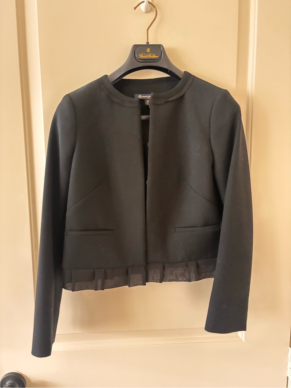 Brooks Brothers Petite 4P Black Cropped Jacket Chiffon Hem